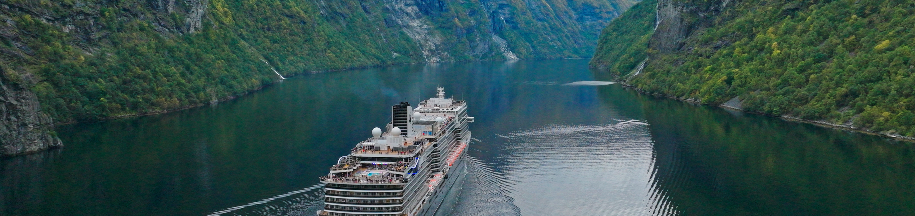 Noorse fjorden vertrek op 6 september 2025- Begeleide cruise met Holland America Line