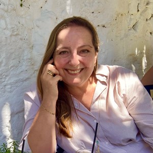 Martine helpt je graag verder
